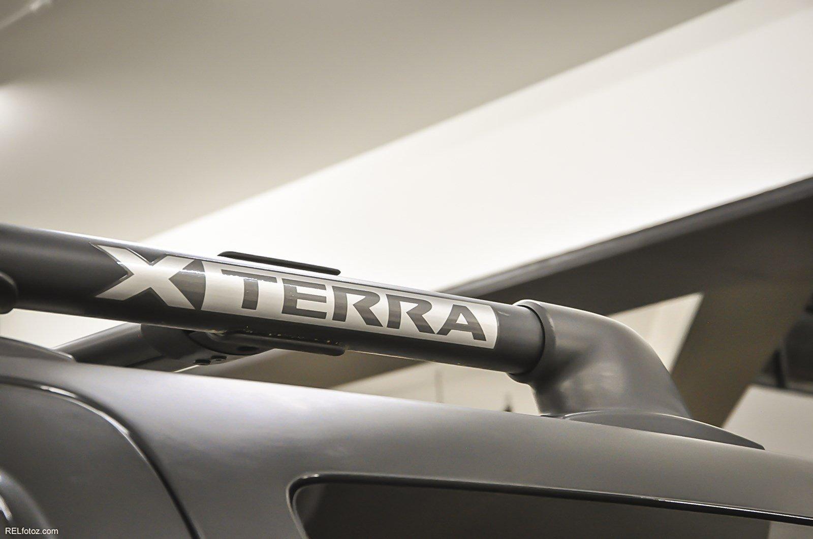 Nissan xterra discount decals roof rack