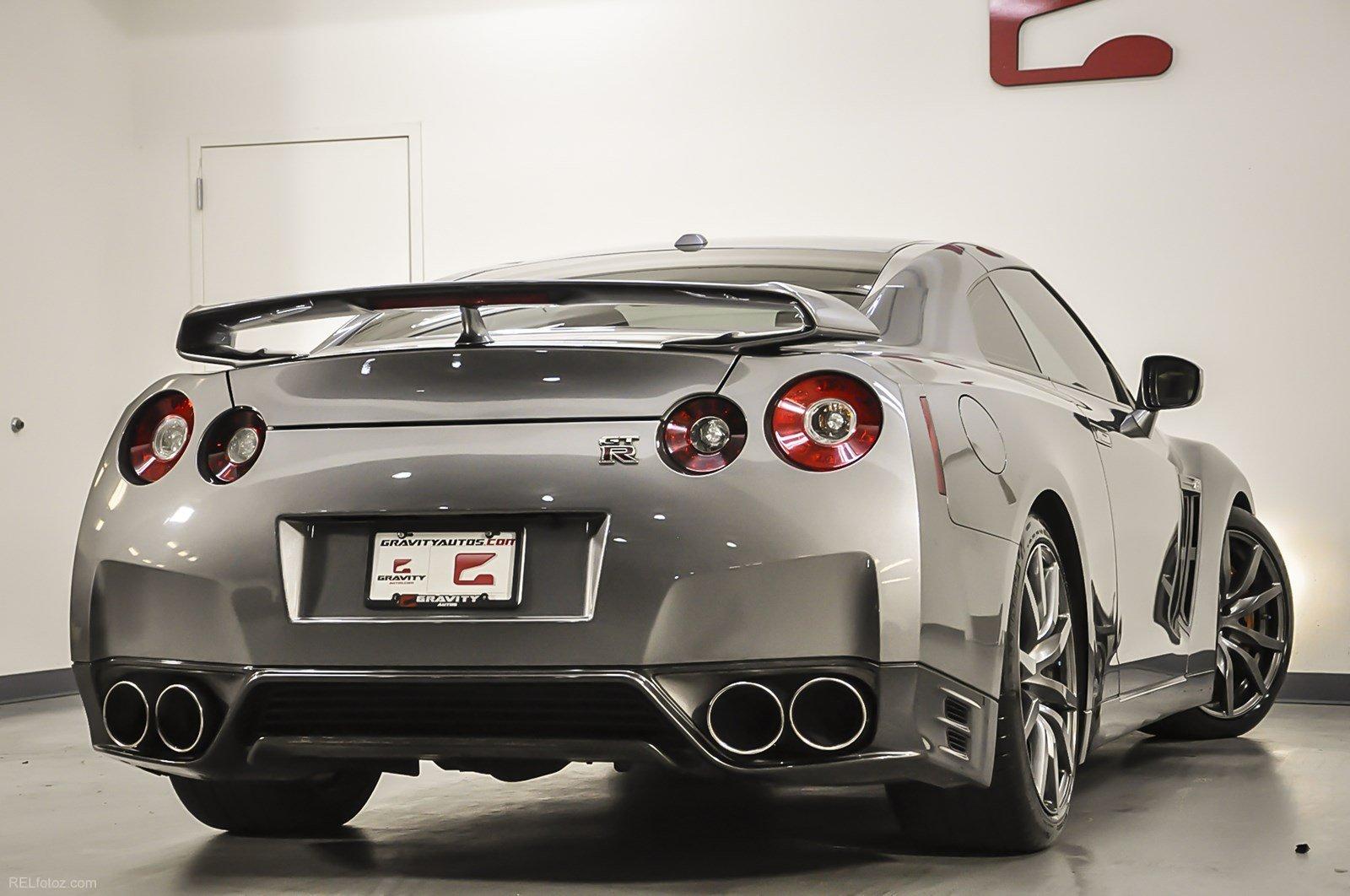 2013 nissan gt r premium