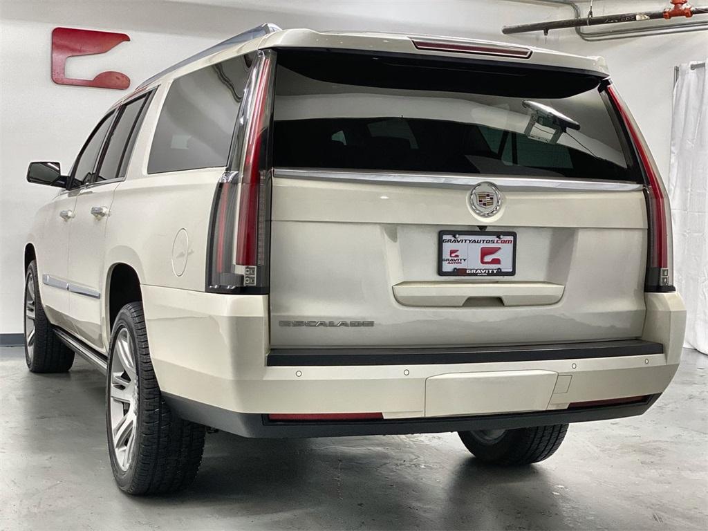 Used 2015 Cadillac Escalade ESV Premium For Sale ($36,899) | Gravity ...