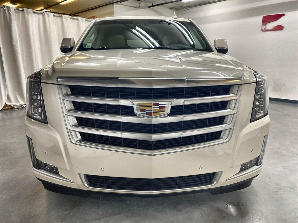 Used 2015 Cadillac Escalade Luxury For Sale ($41,888) | Gravity Autos ...