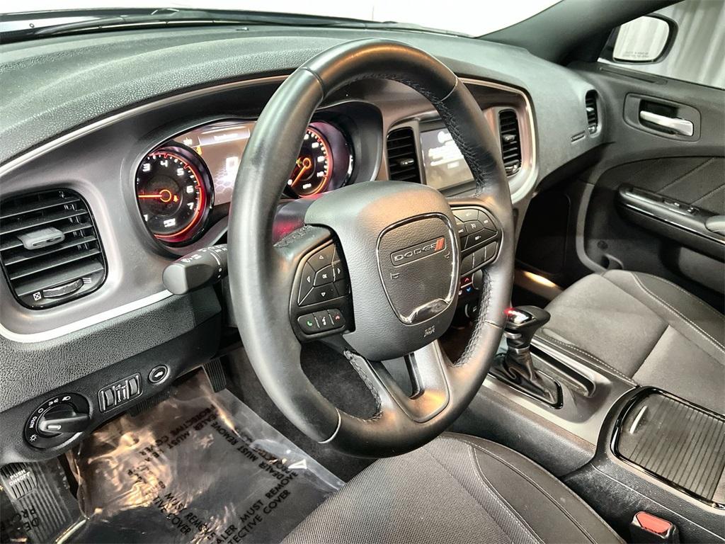 2022 dodge charger sxt plus interior